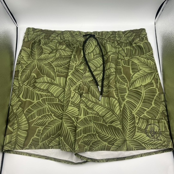 Volcom‎ Swim Trunks Leaf Print Drawstring Casual Shorts XXL - Picture 1 of 7